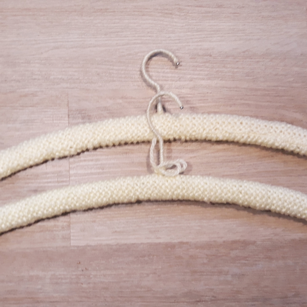 Handmade 6 Crochet Covered Hangers - Yellow, Green, Orange and Purple - Picture 9 of 11